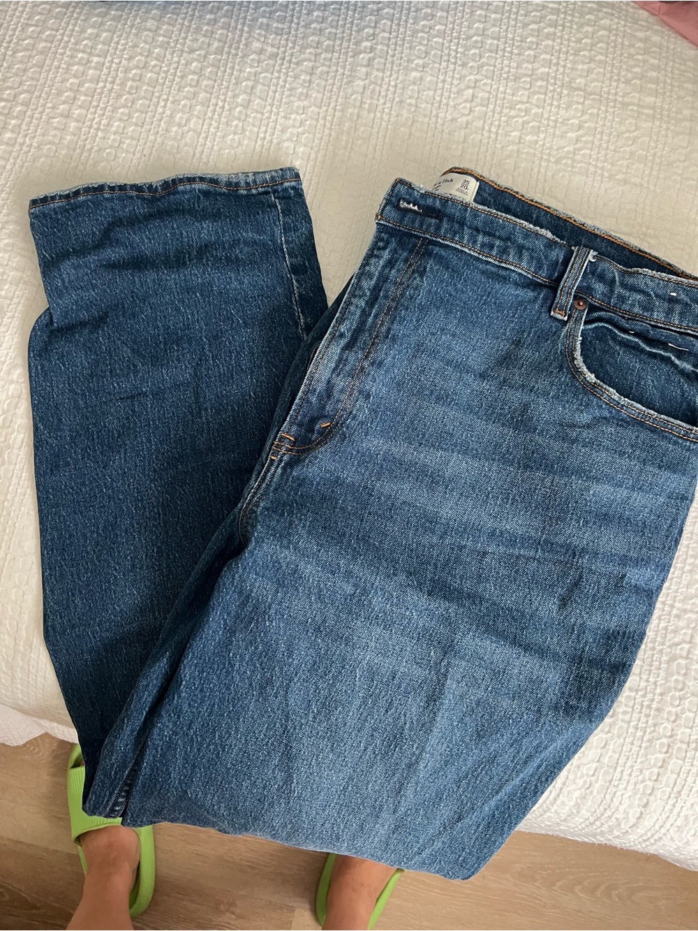Abercrombie & Fitch Women's High-Rise Blue Denim Jeans